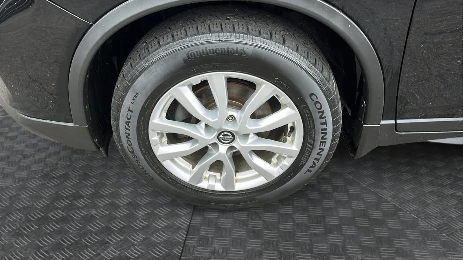 used 2018 Nissan Rogue car, priced at $13,771
