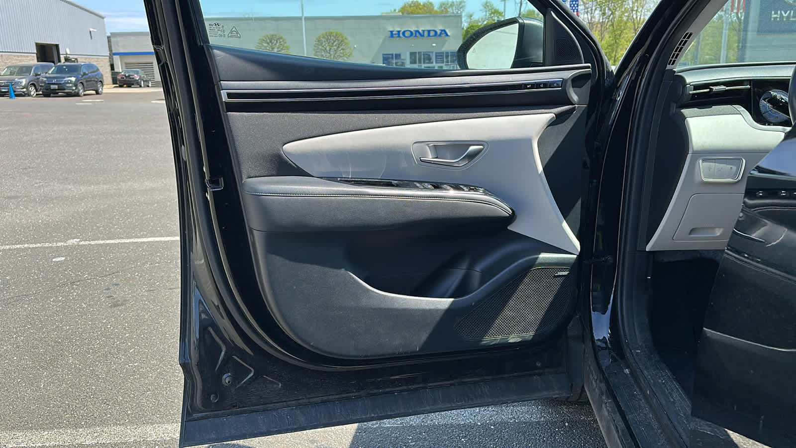used 2022 Hyundai Tucson car, priced at $27,403