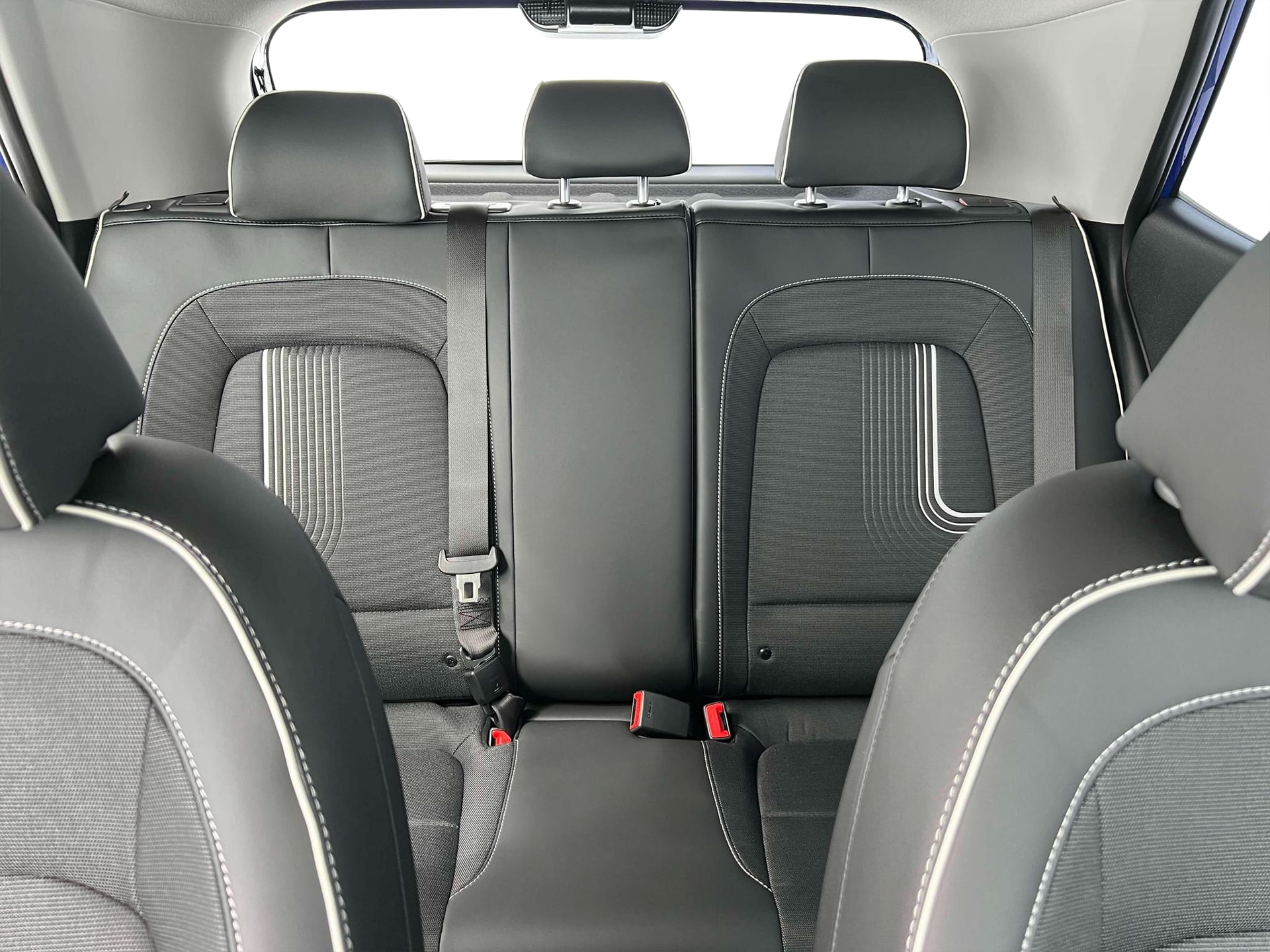 new 2025 Hyundai Venue car, priced at $26,040