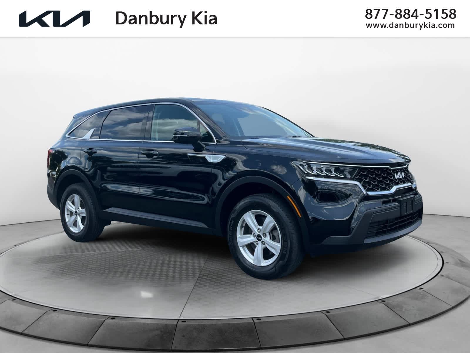 used 2022 Kia Sorento car, priced at $26,983