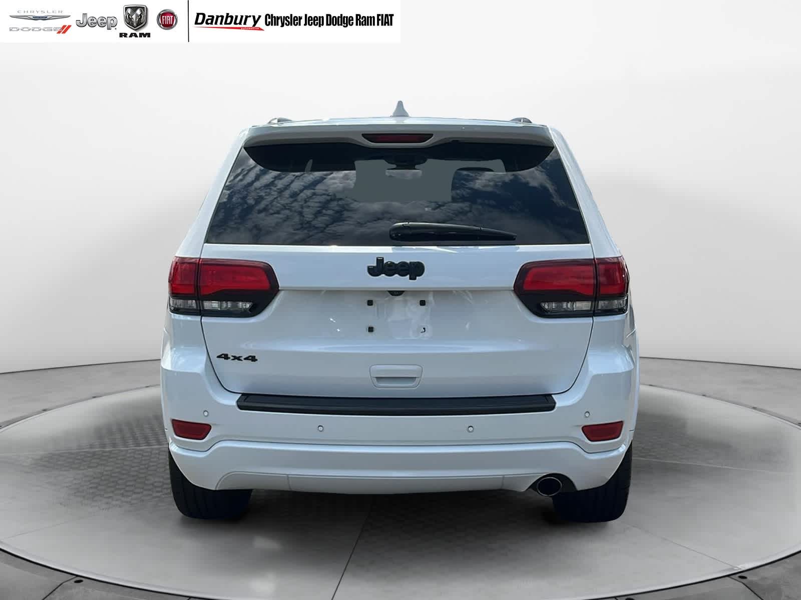 used 2018 Jeep Grand Cherokee car, priced at $17,827