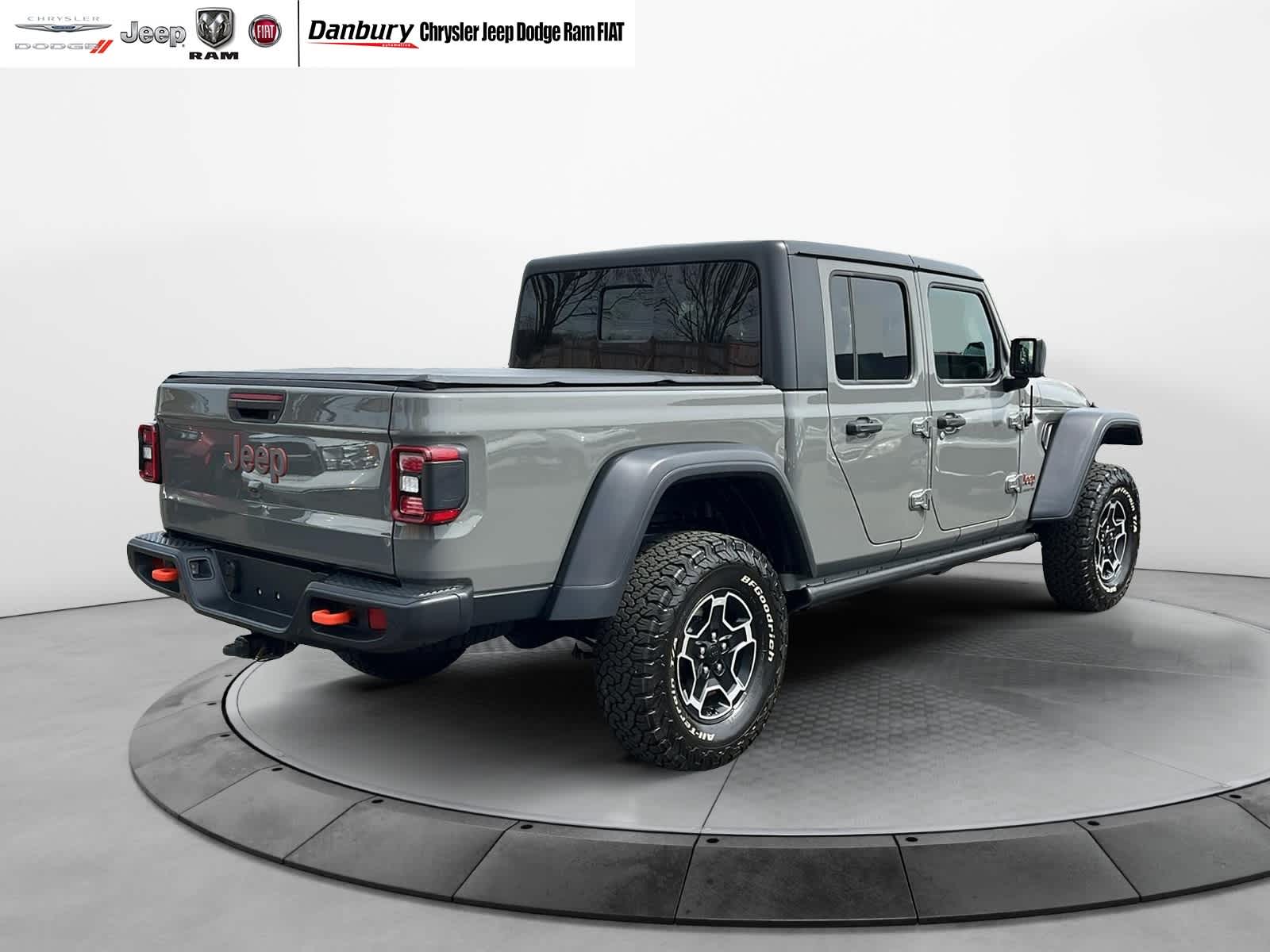 used 2021 Jeep Gladiator car, priced at $38,674