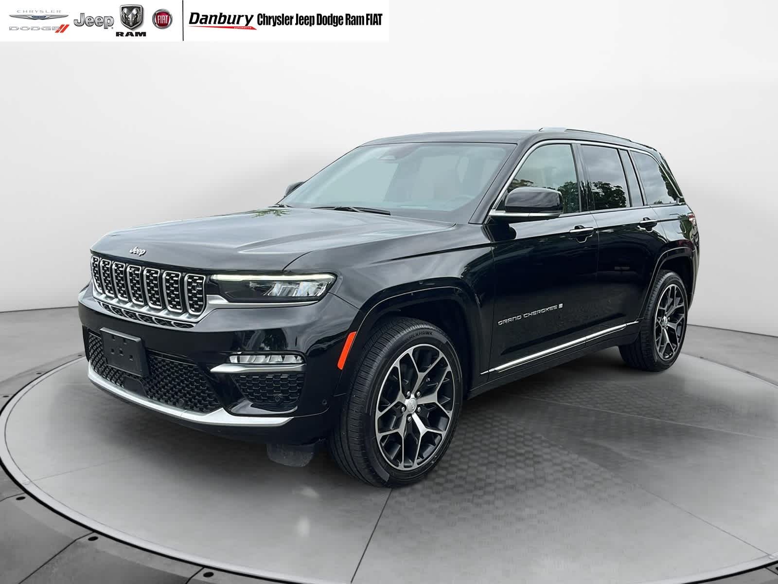 used 2022 Jeep Grand Cherokee car, priced at $47,644
