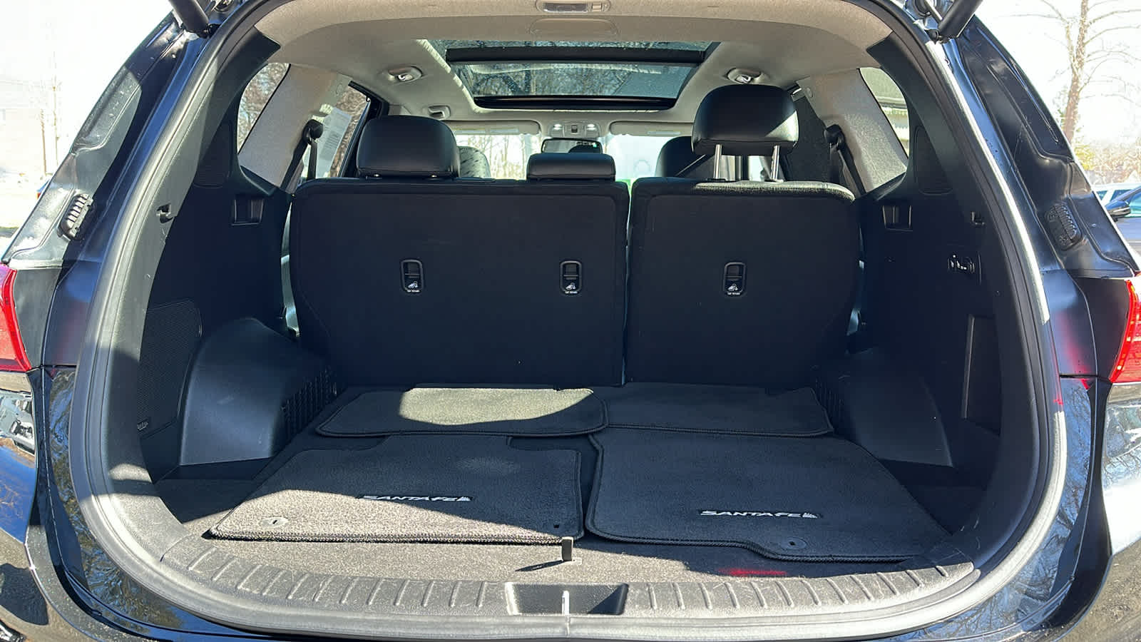 used 2020 Hyundai Santa Fe car, priced at $19,703