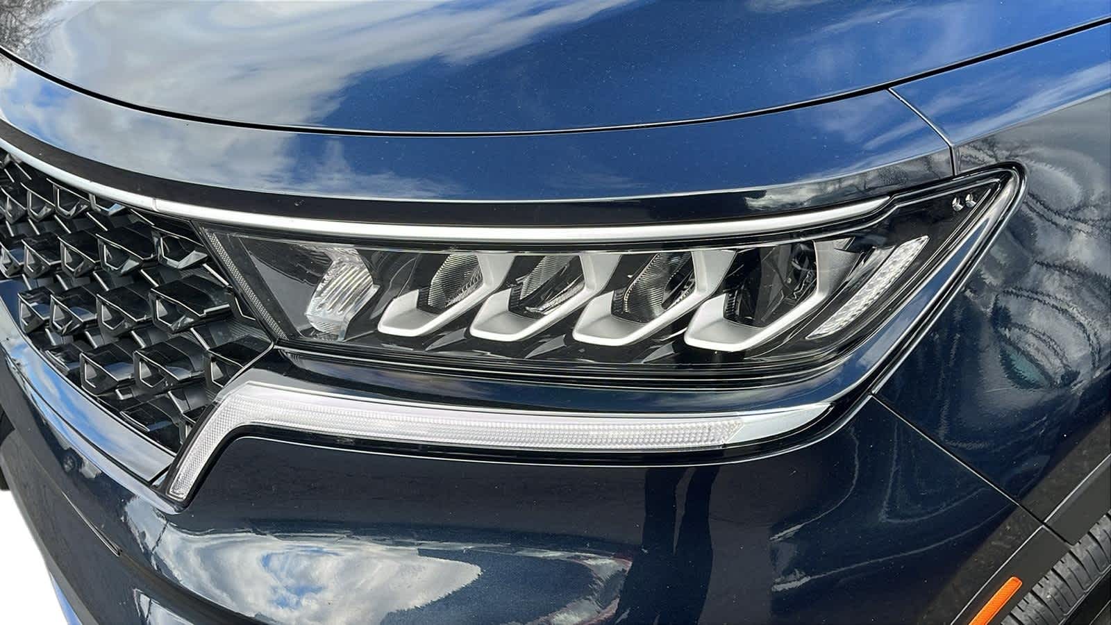 used 2021 Kia Sorento Hybrid car, priced at $23,634
