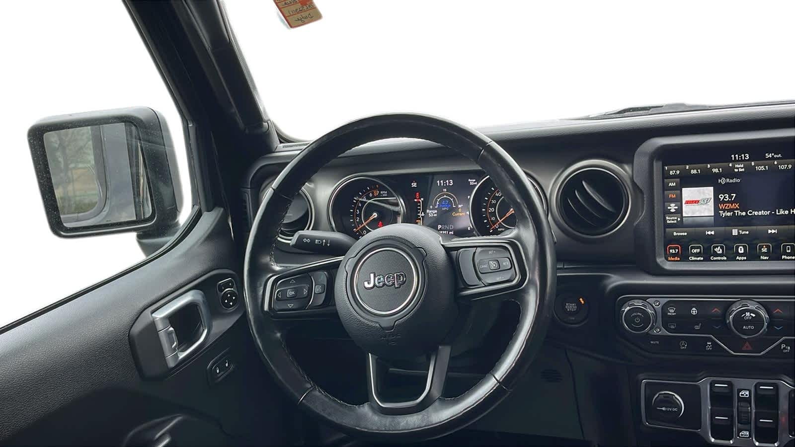 used 2021 Jeep Gladiator car, priced at $32,904