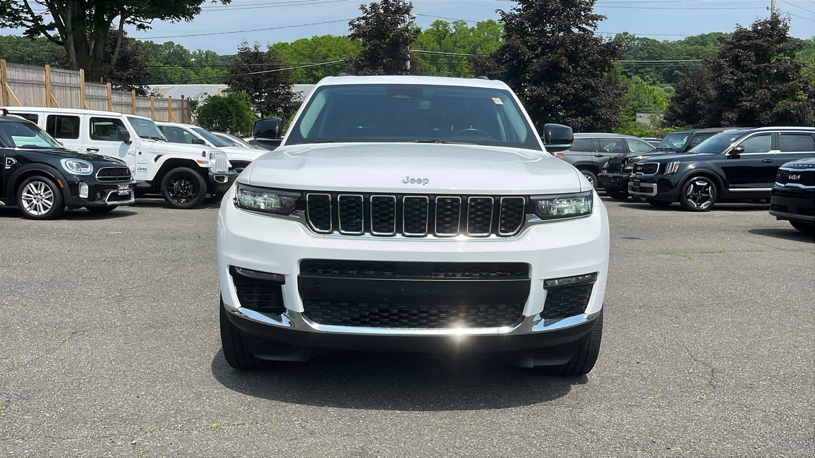 used 2022 Jeep Grand Cherokee L car, priced at $33,258