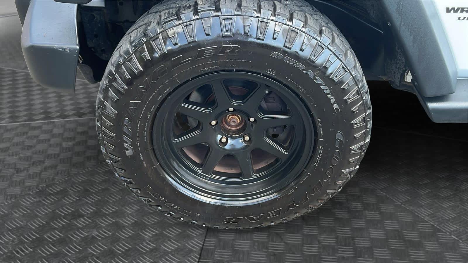 used 2013 Jeep Wrangler Unlimited car, priced at $12,492