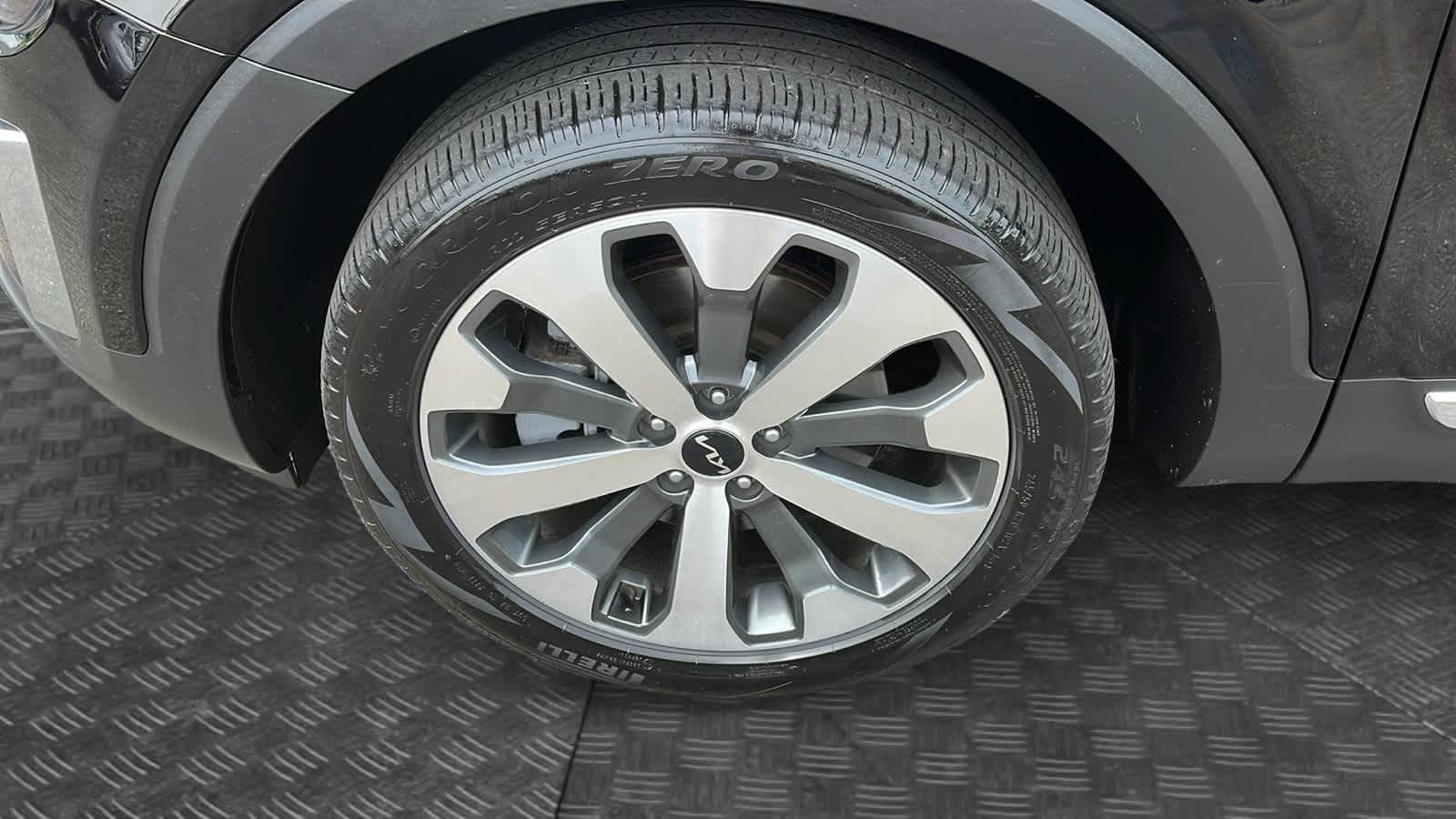 used 2022 Kia Telluride car, priced at $32,342