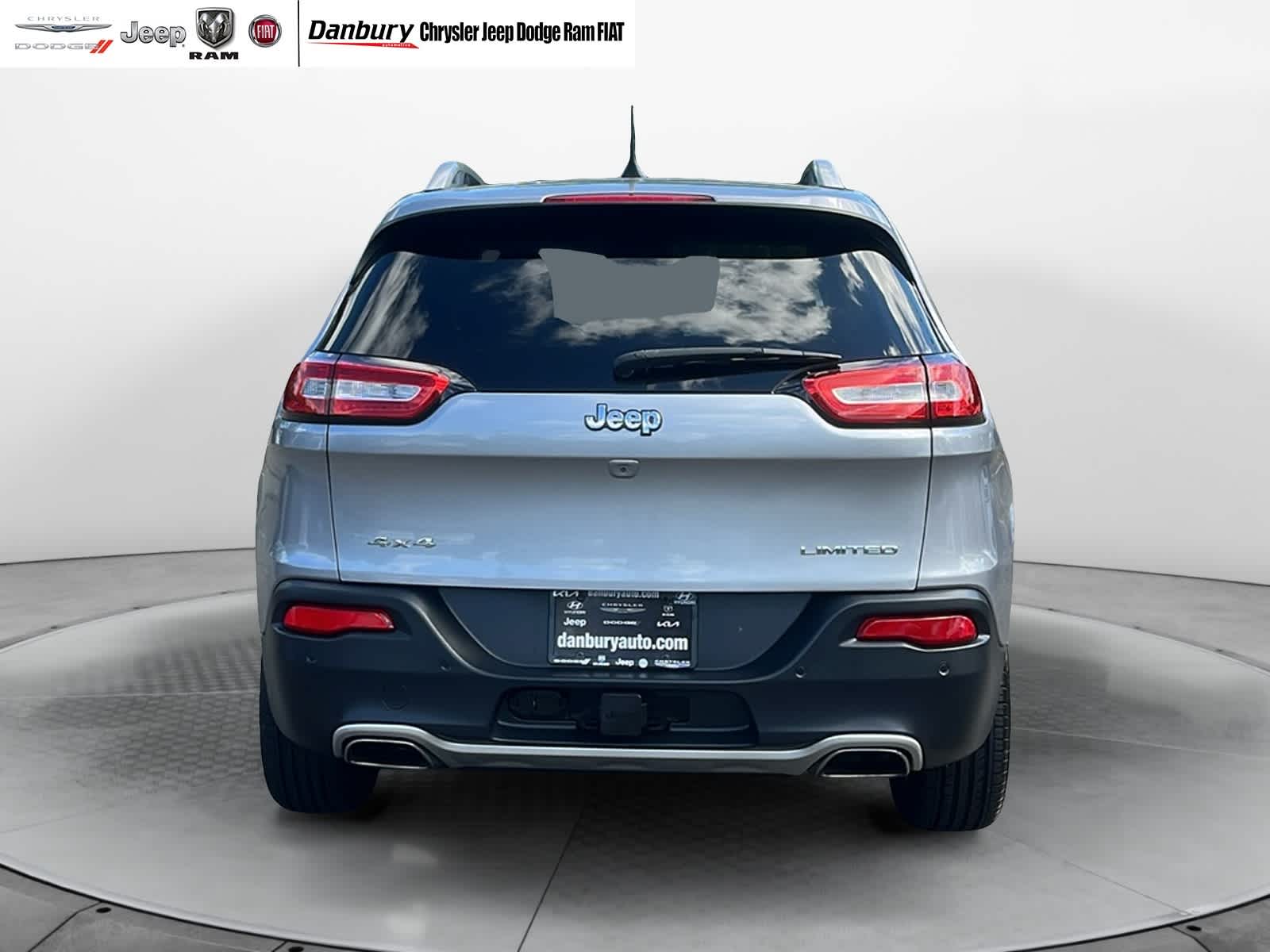 used 2018 Jeep Cherokee car, priced at $15,672