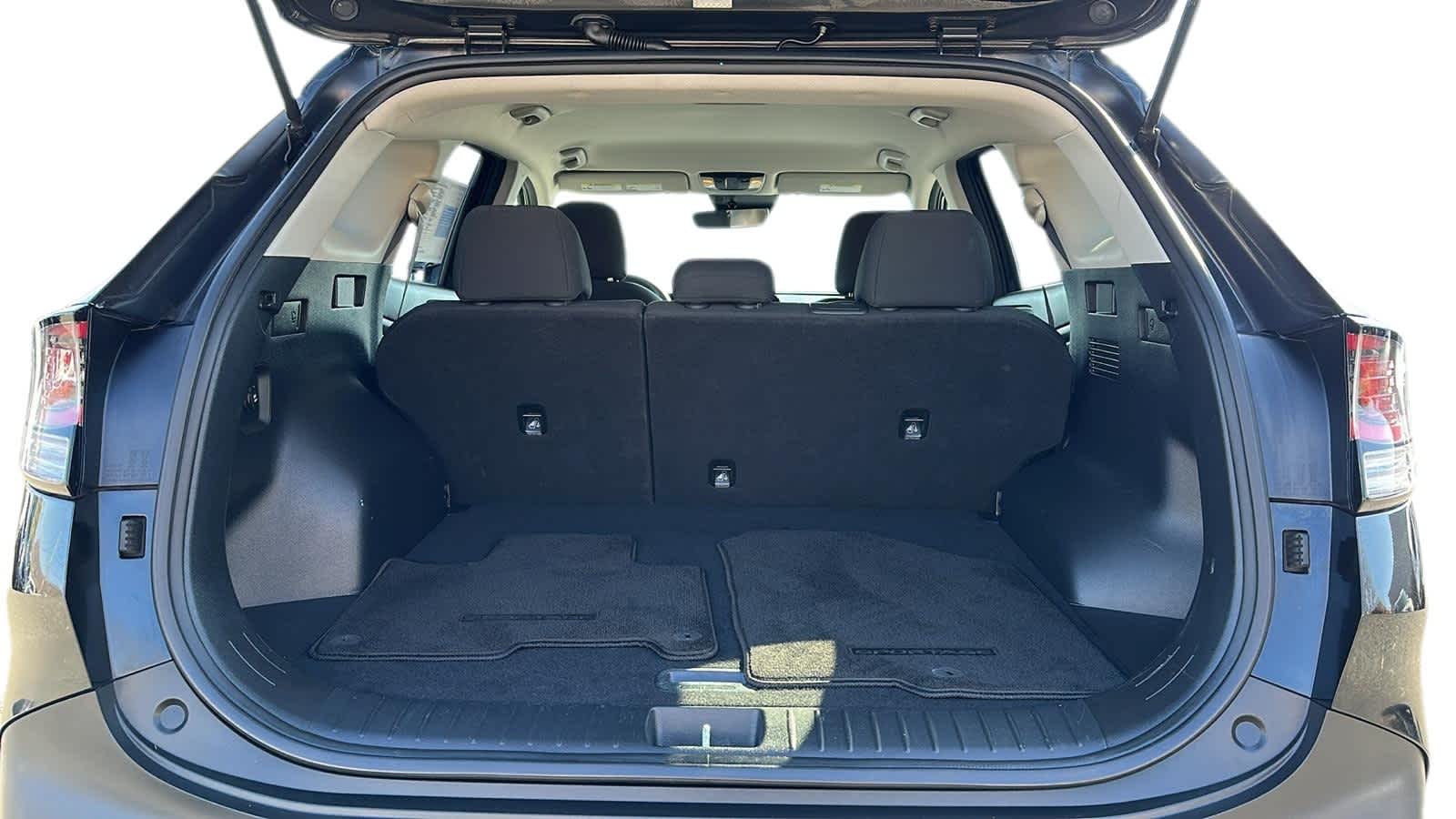 used 2023 Kia Sportage Hybrid car, priced at $21,884