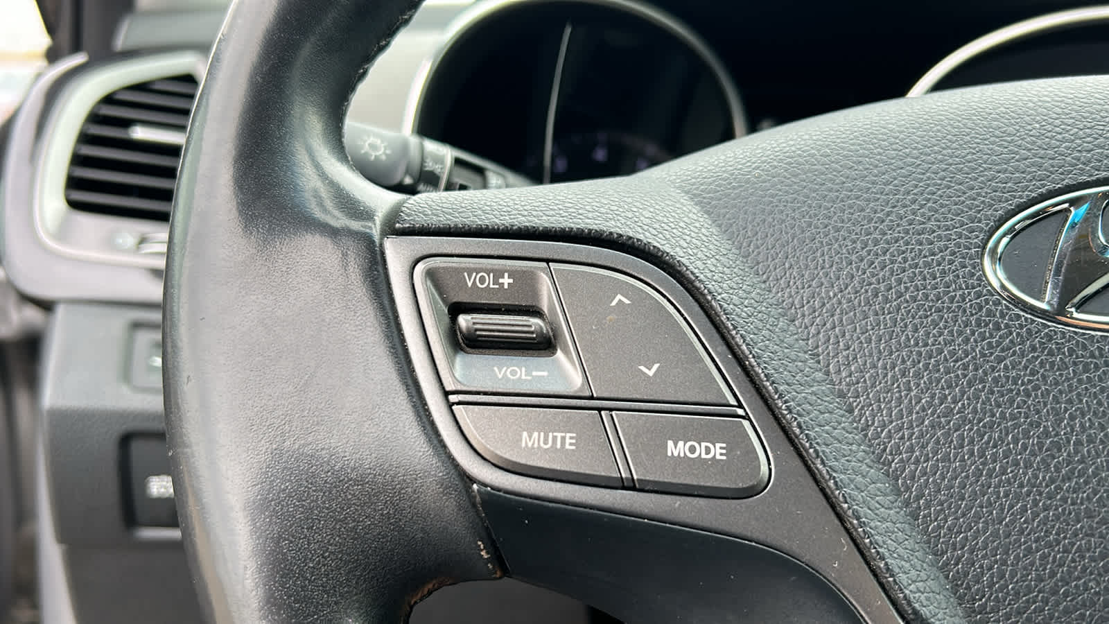used 2016 Hyundai Santa Fe car, priced at $16,502