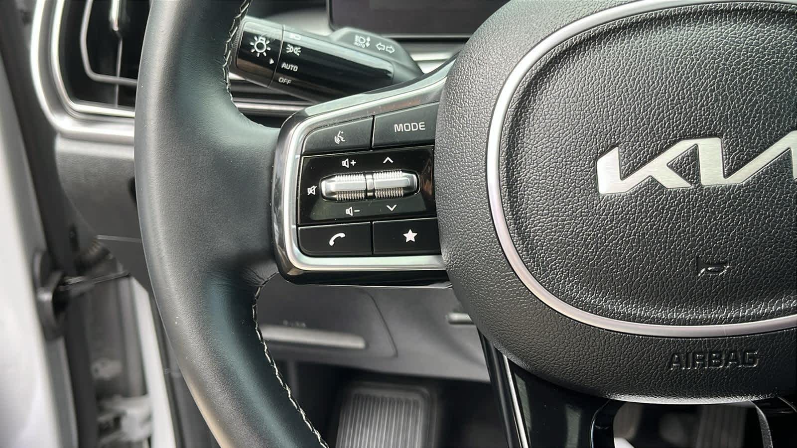 used 2024 Kia Sorento car, priced at $34,440