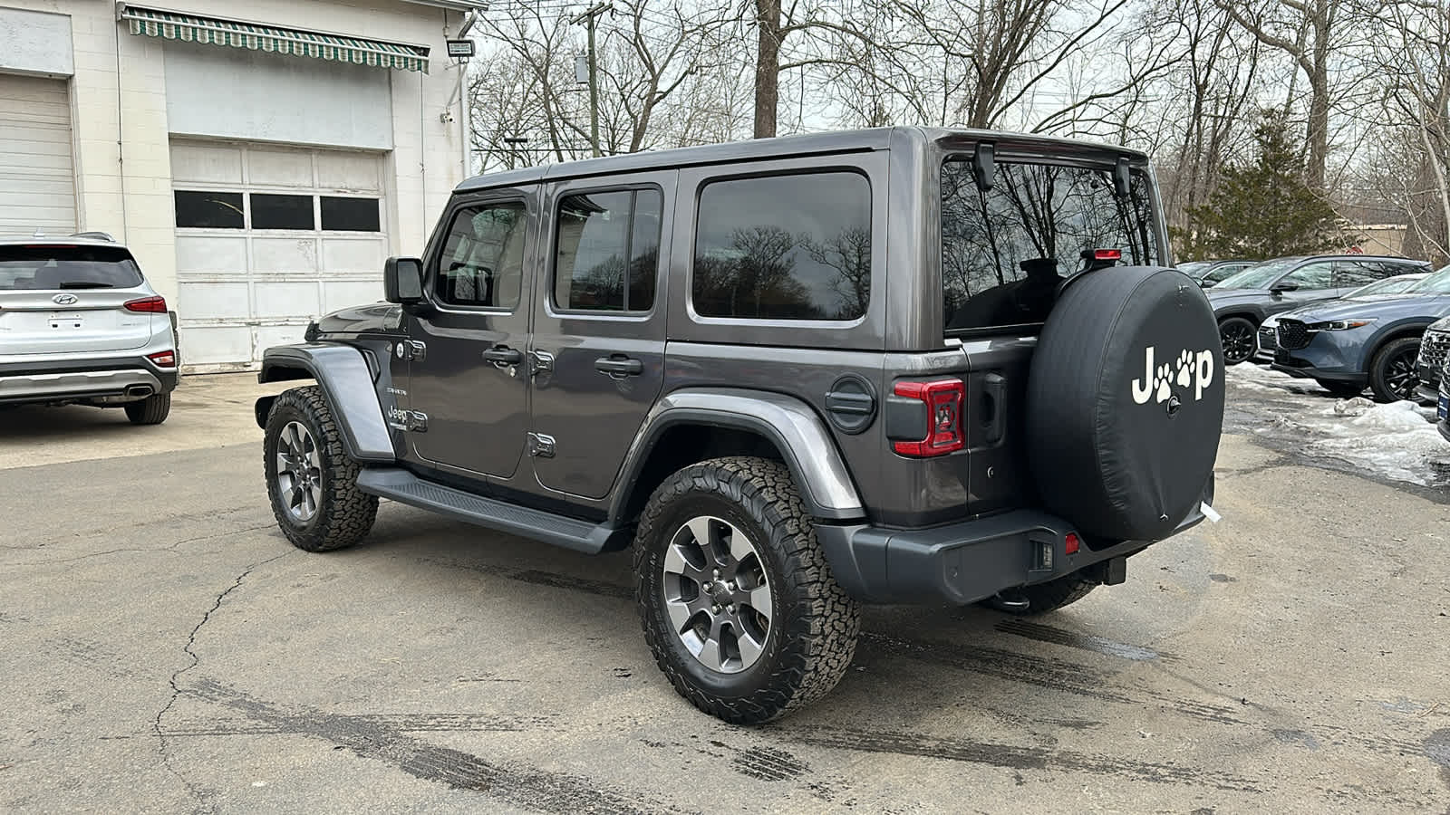 used 2018 Jeep Wrangler Unlimited car, priced at $27,902