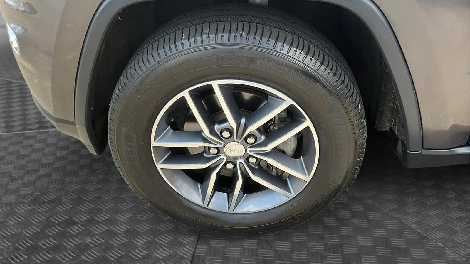 used 2018 Jeep Grand Cherokee car