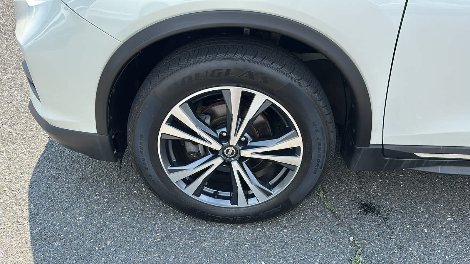 used 2017 Nissan Rogue car, priced at $16,507