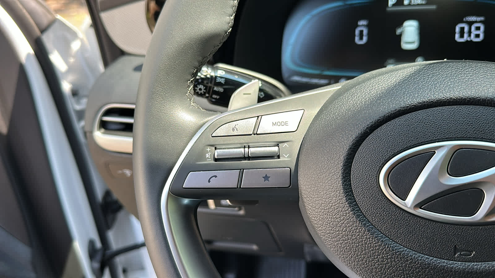 used 2025 Hyundai Palisade car, priced at $44,905