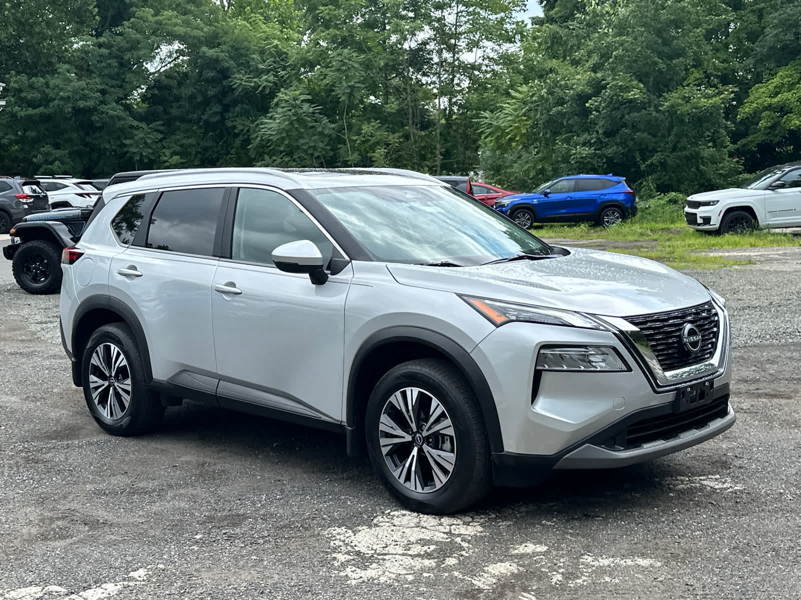 used 2023 Nissan Rogue car, priced at $25,633