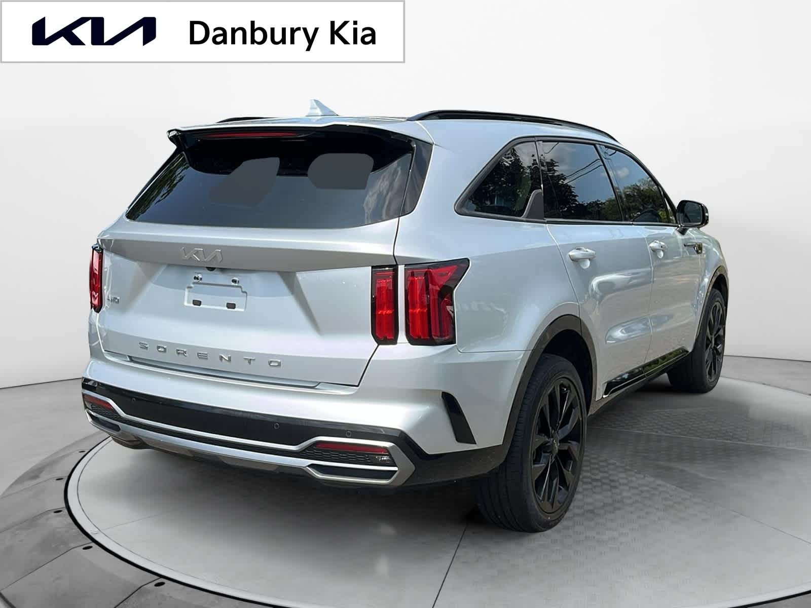 used 2022 Kia Sorento car, priced at $32,379