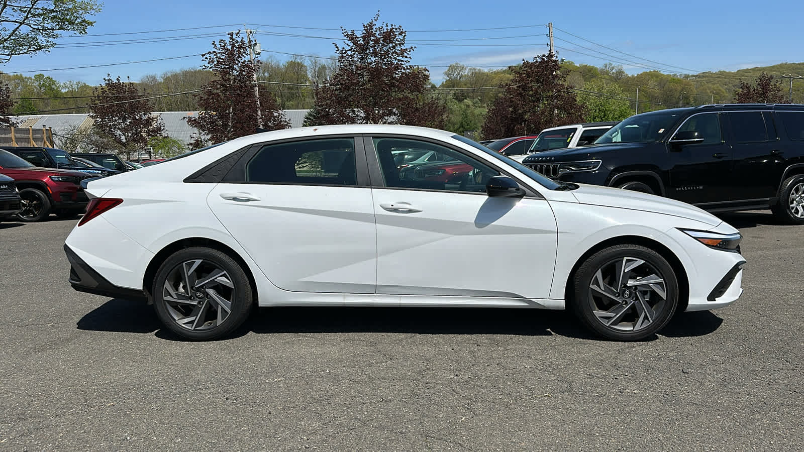 used 2025 Hyundai Elantra car, priced at $23,609