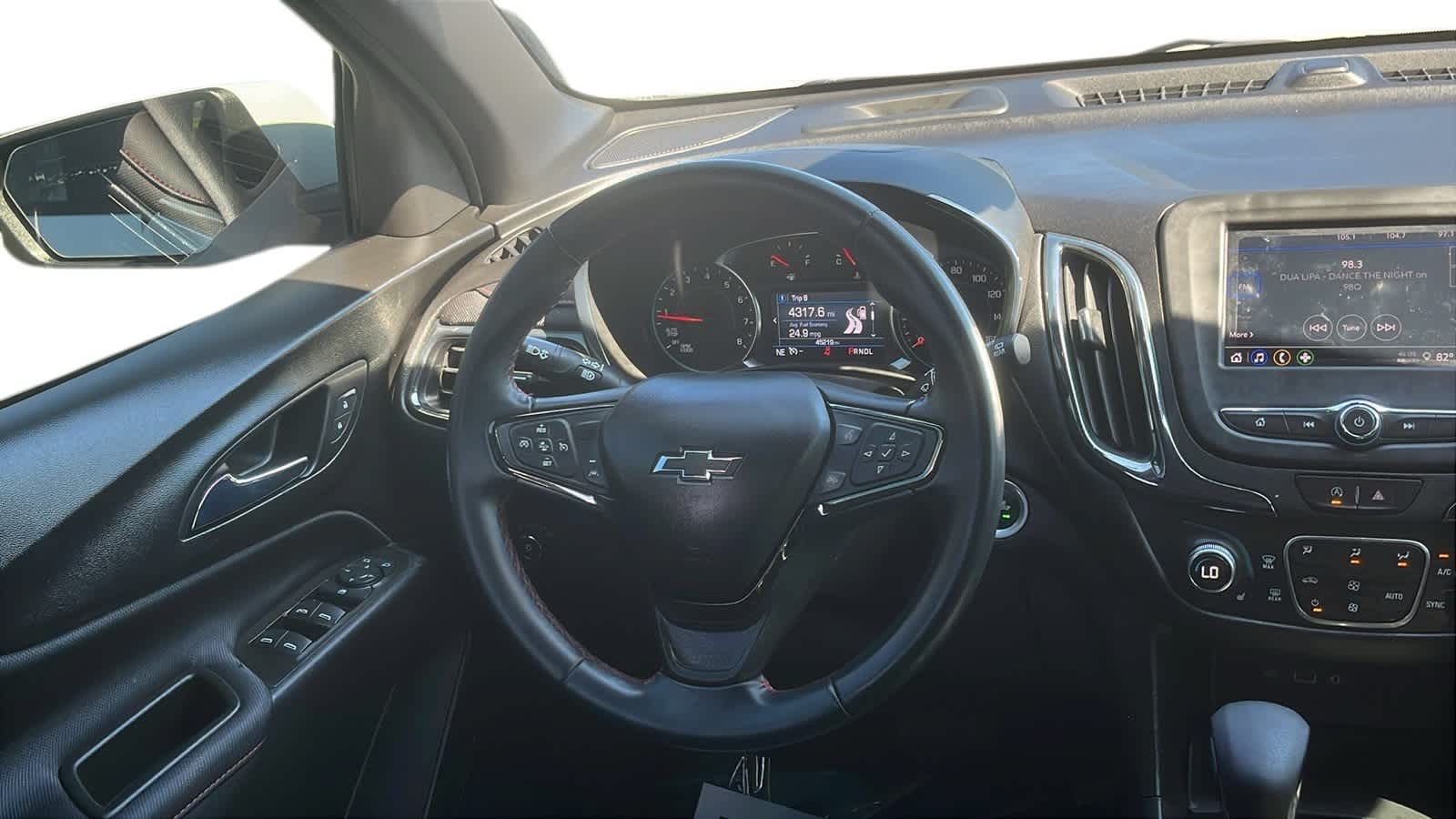 used 2024 Chevrolet Equinox car, priced at $26,912