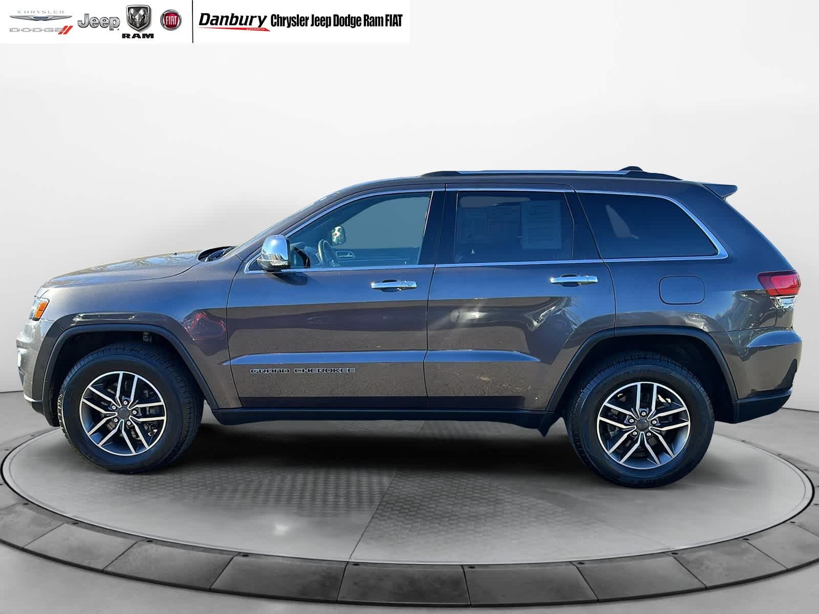 used 2021 Jeep Grand Cherokee car, priced at $27,779