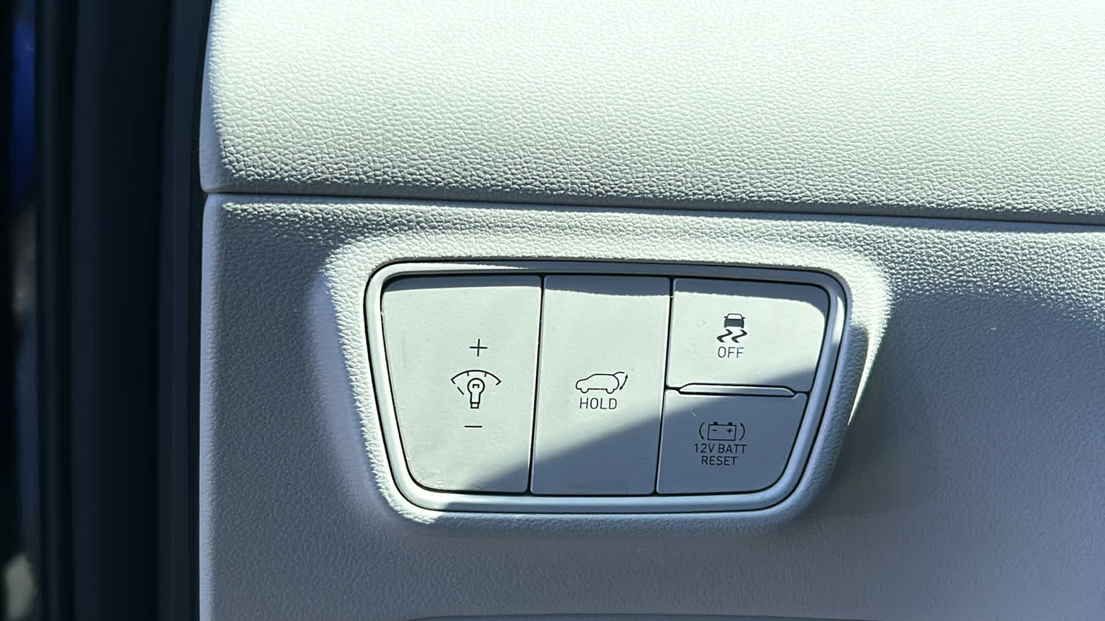 used 2022 Hyundai Tucson Hybrid car, priced at $25,902