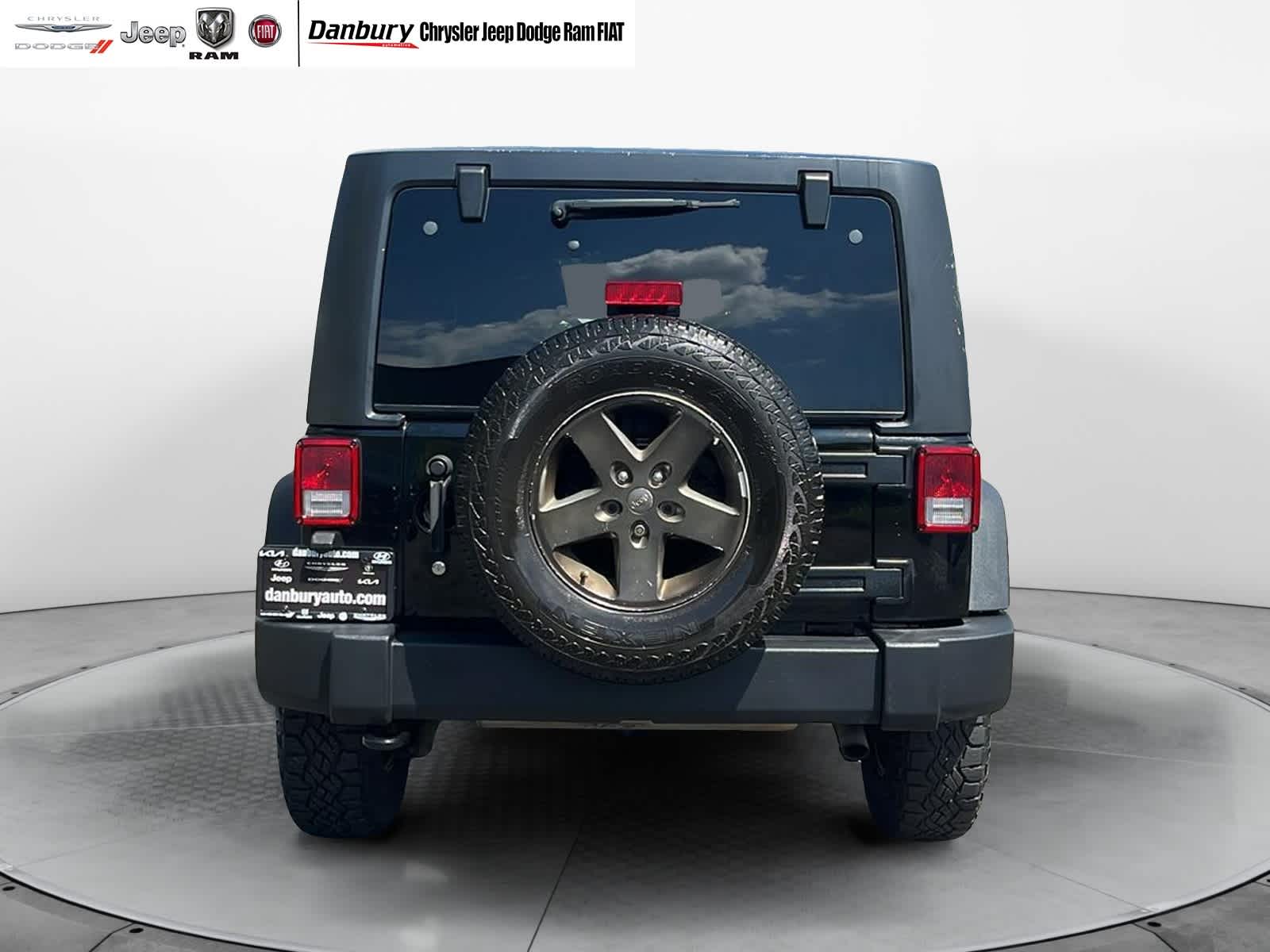 used 2016 Jeep Wrangler Unlimited car, priced at $15,887