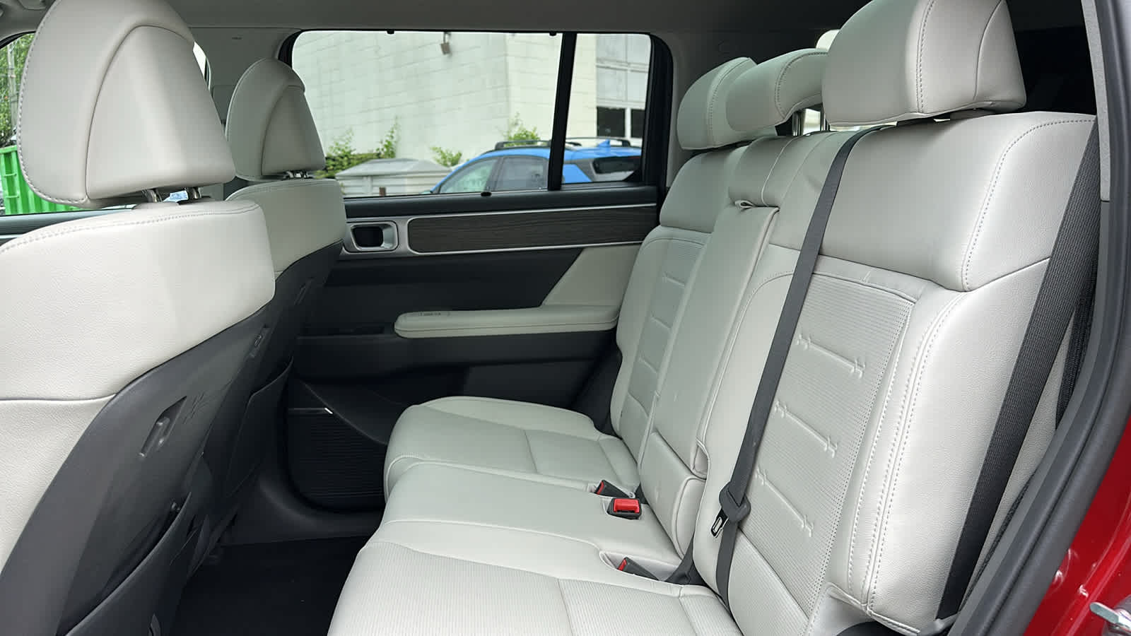 used 2024 Hyundai Santa Fe car, priced at $39,604