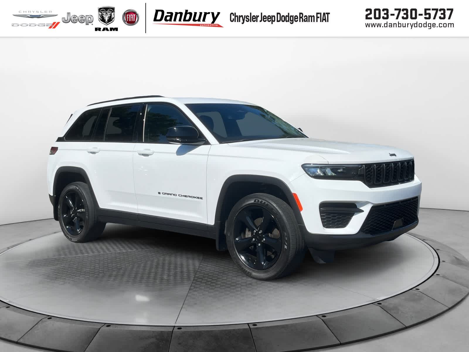 used 2023 Jeep Grand Cherokee car, priced at $33,733