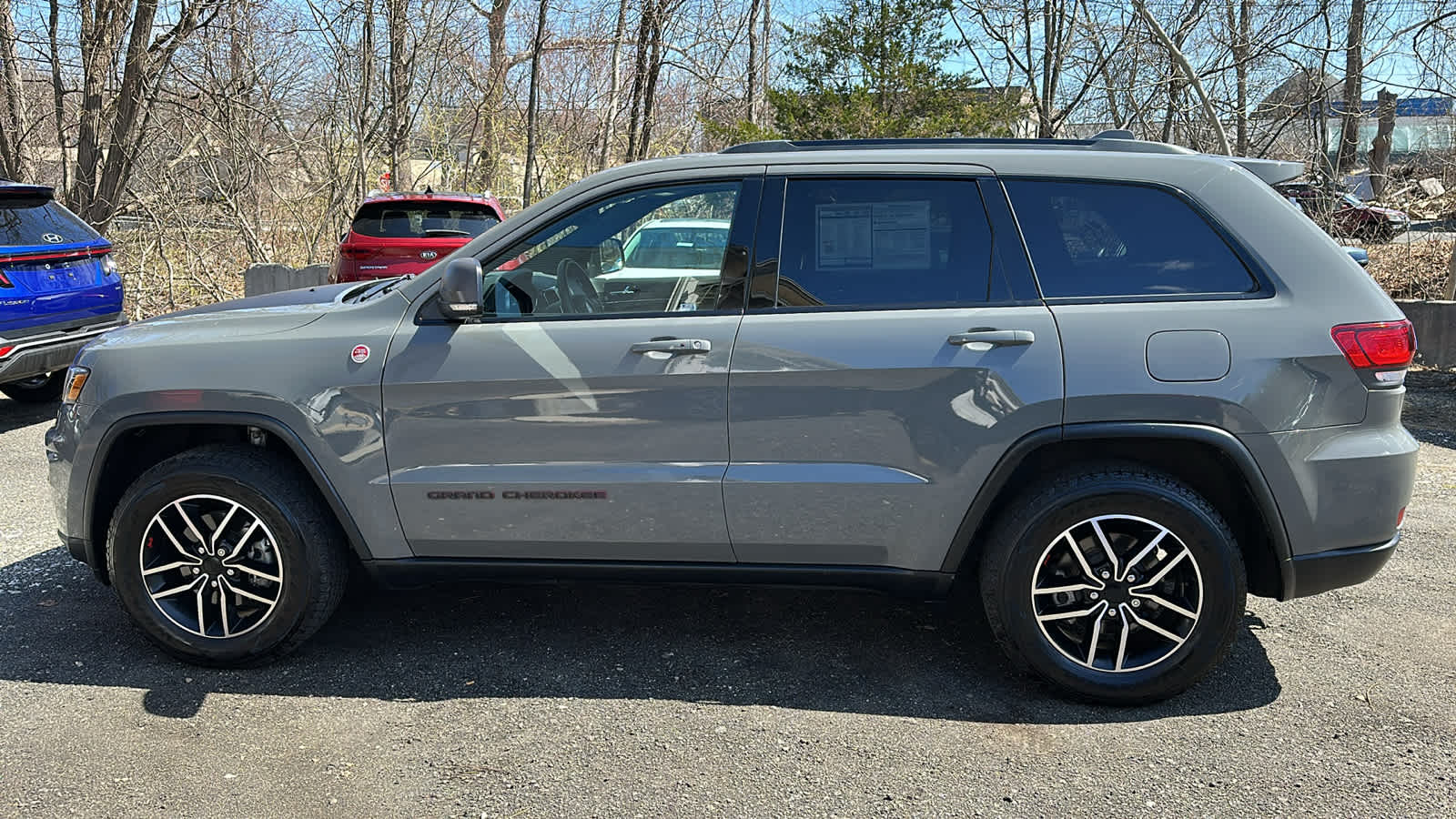 used 2020 Jeep Grand Cherokee car, priced at $28,403