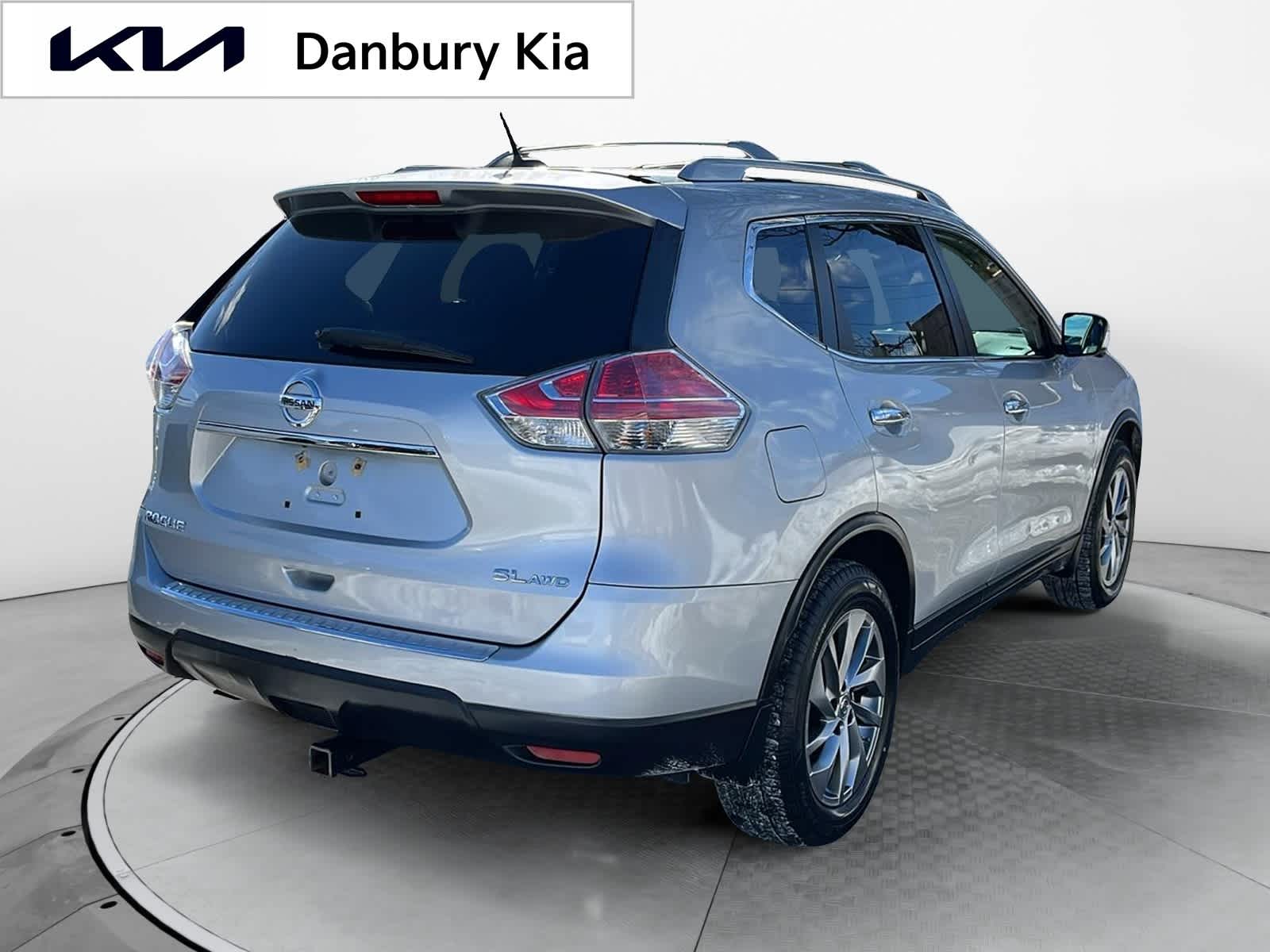 used 2015 Nissan Rogue car, priced at $15,973