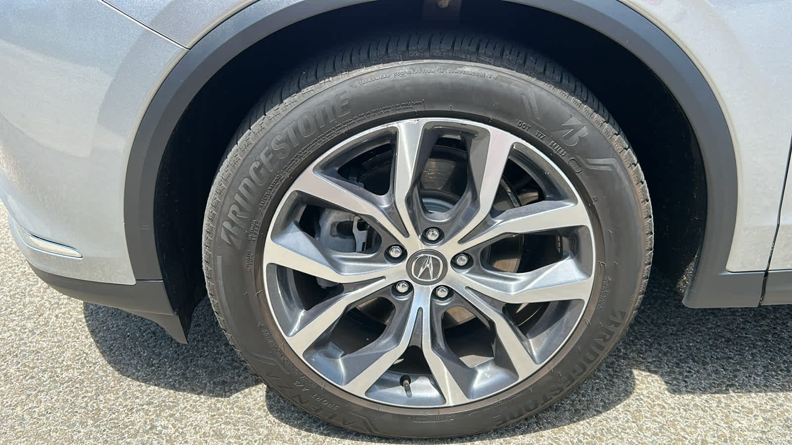used 2023 Acura MDX car, priced at $42,701