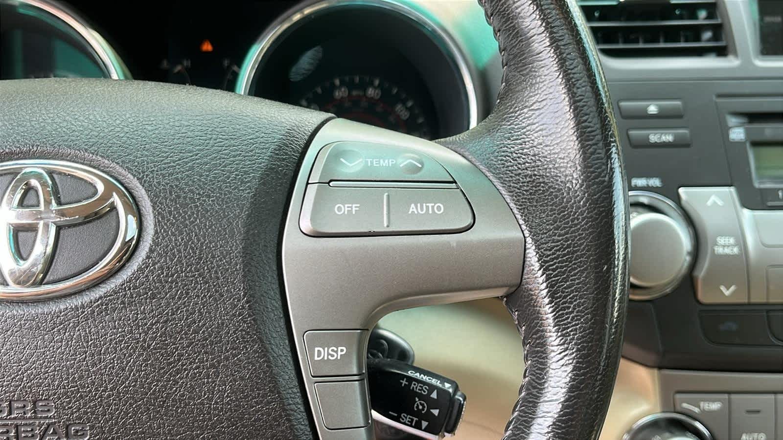 used 2010 Toyota Highlander car, priced at $8,440