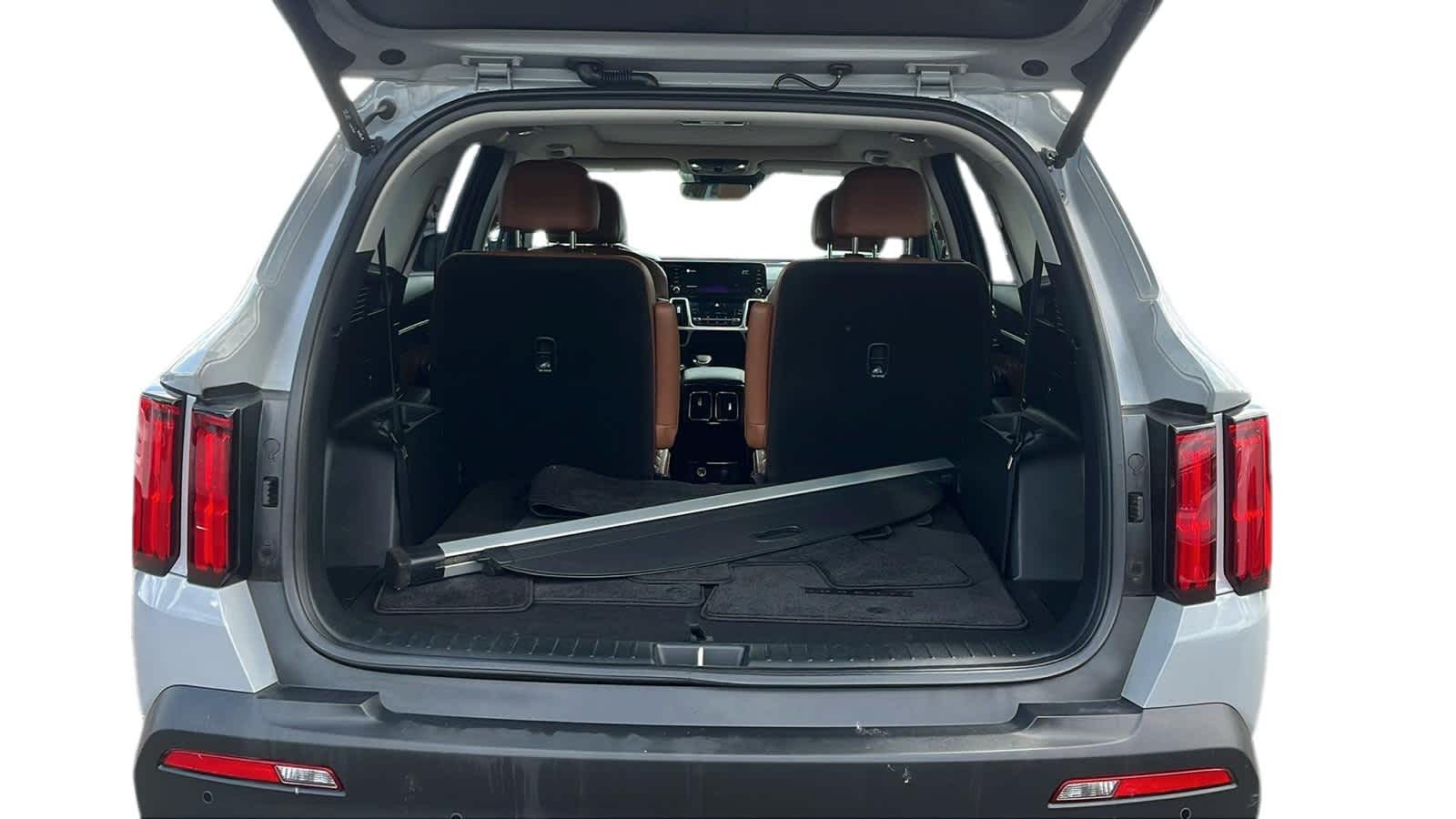 used 2022 Kia Sorento car, priced at $33,276