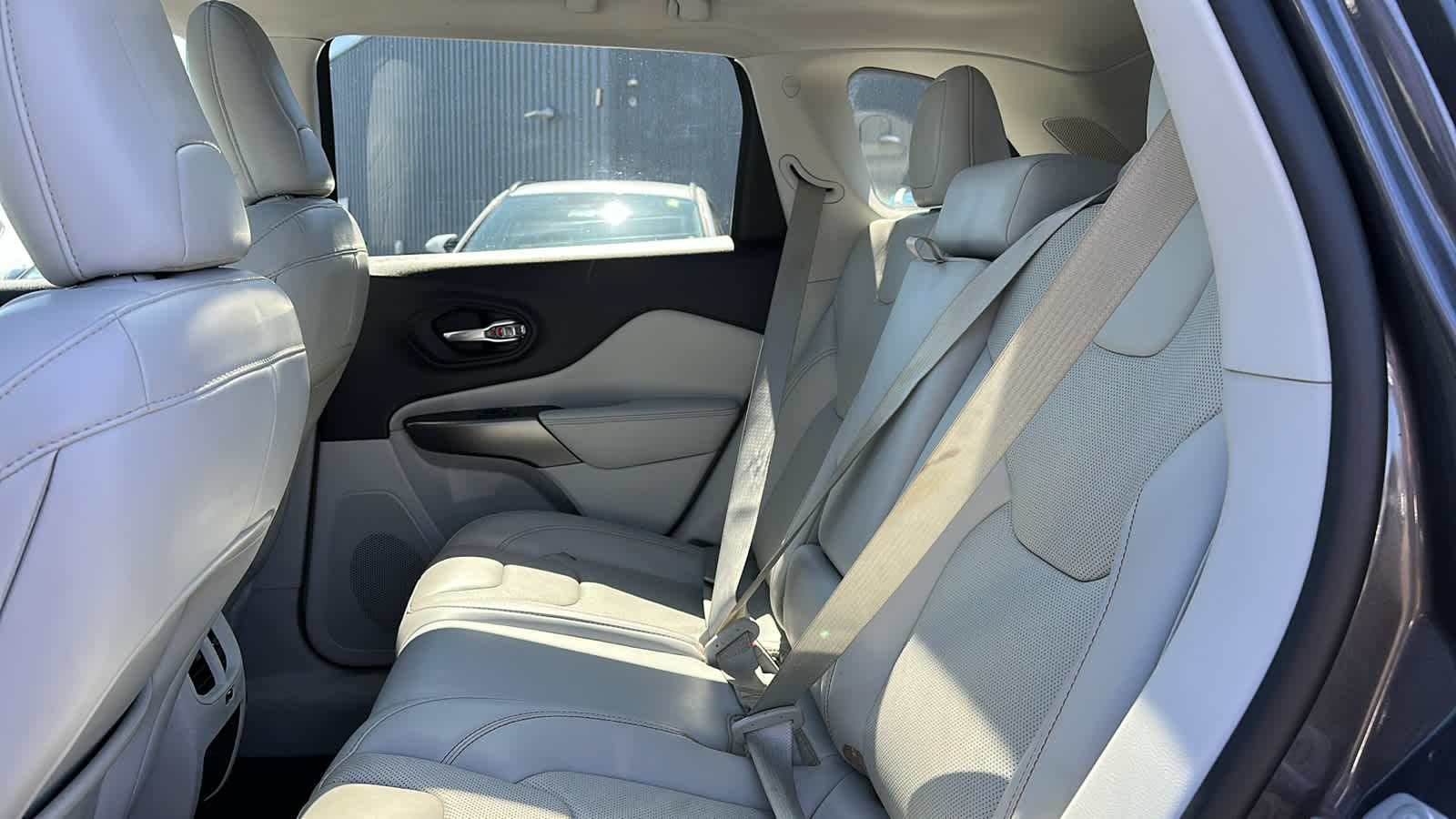 used 2021 Jeep Cherokee car, priced at $21,903