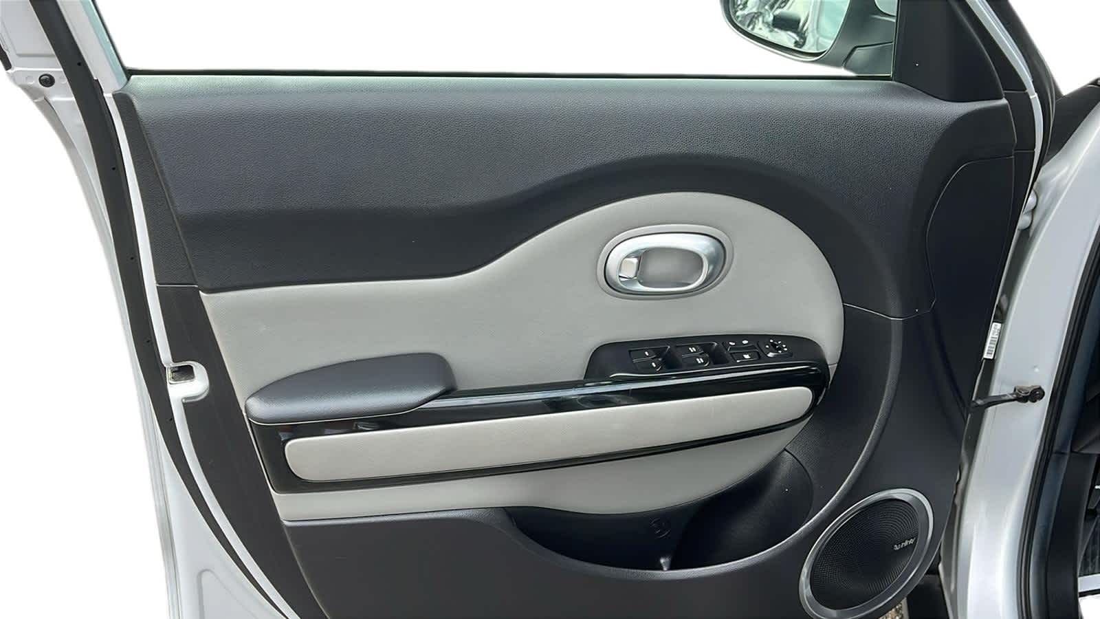 used 2016 Kia Soul car, priced at $10,826