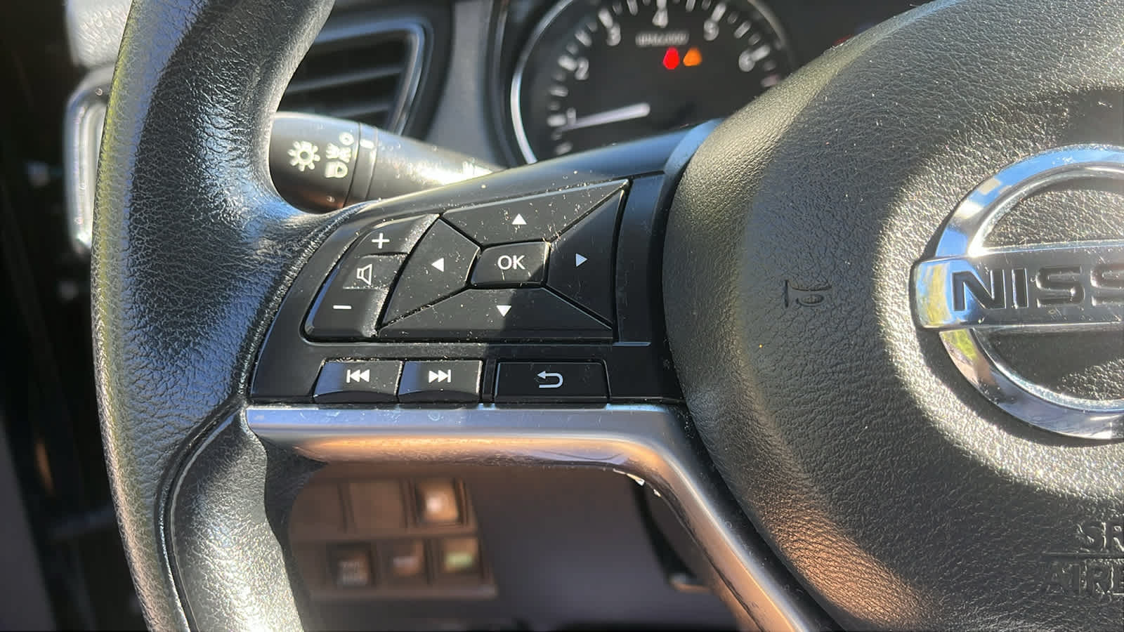used 2018 Nissan Rogue car, priced at $13,496