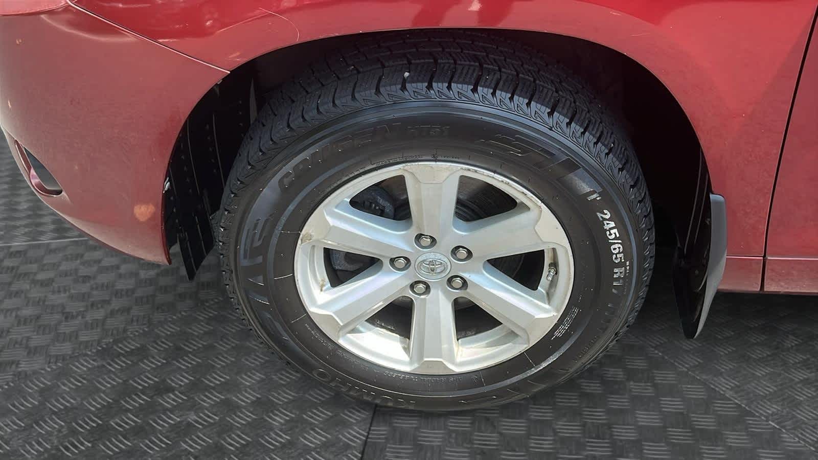 used 2010 Toyota Highlander car, priced at $8,440