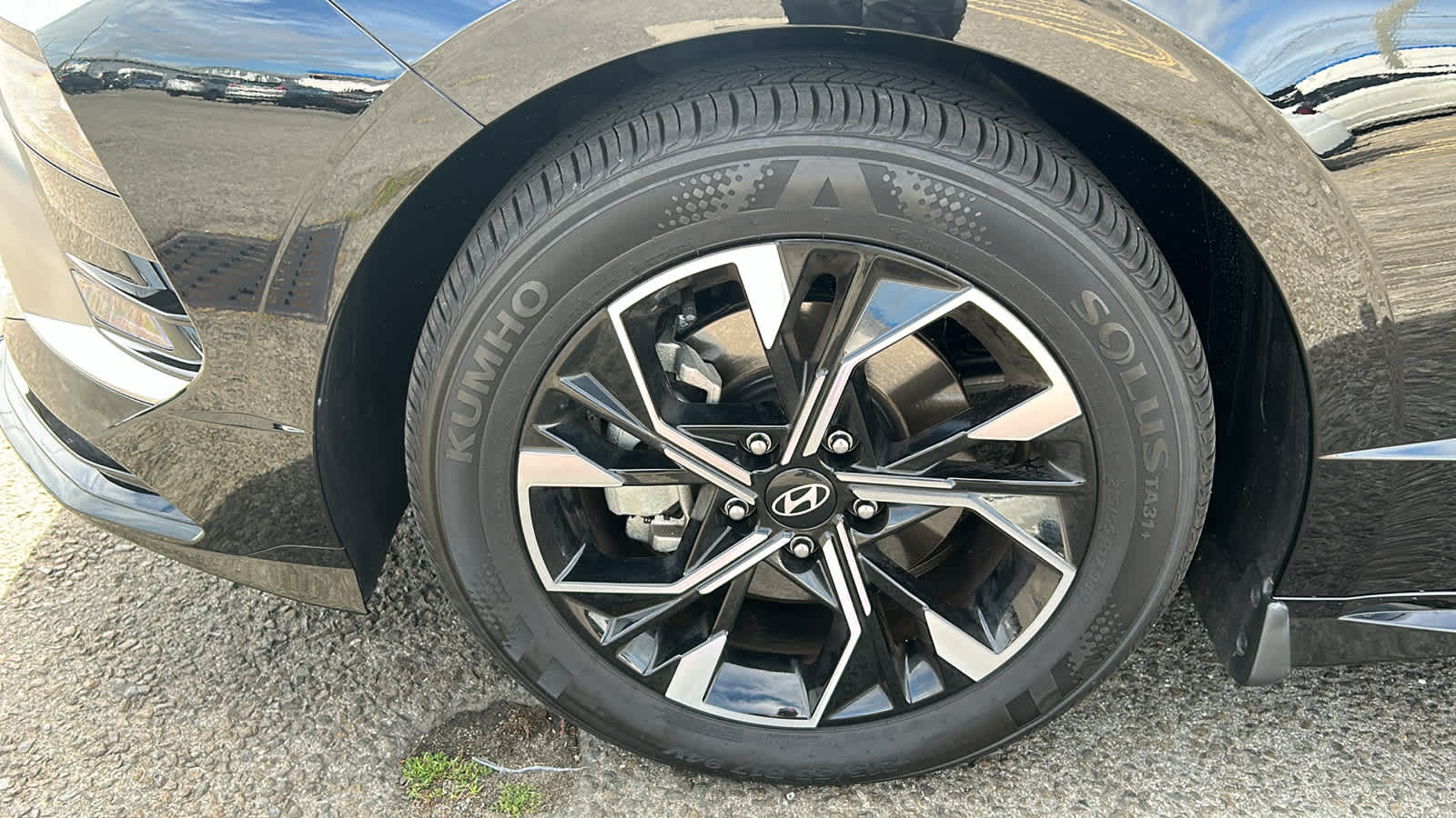 used 2025 Hyundai Sonata car, priced at $27,309