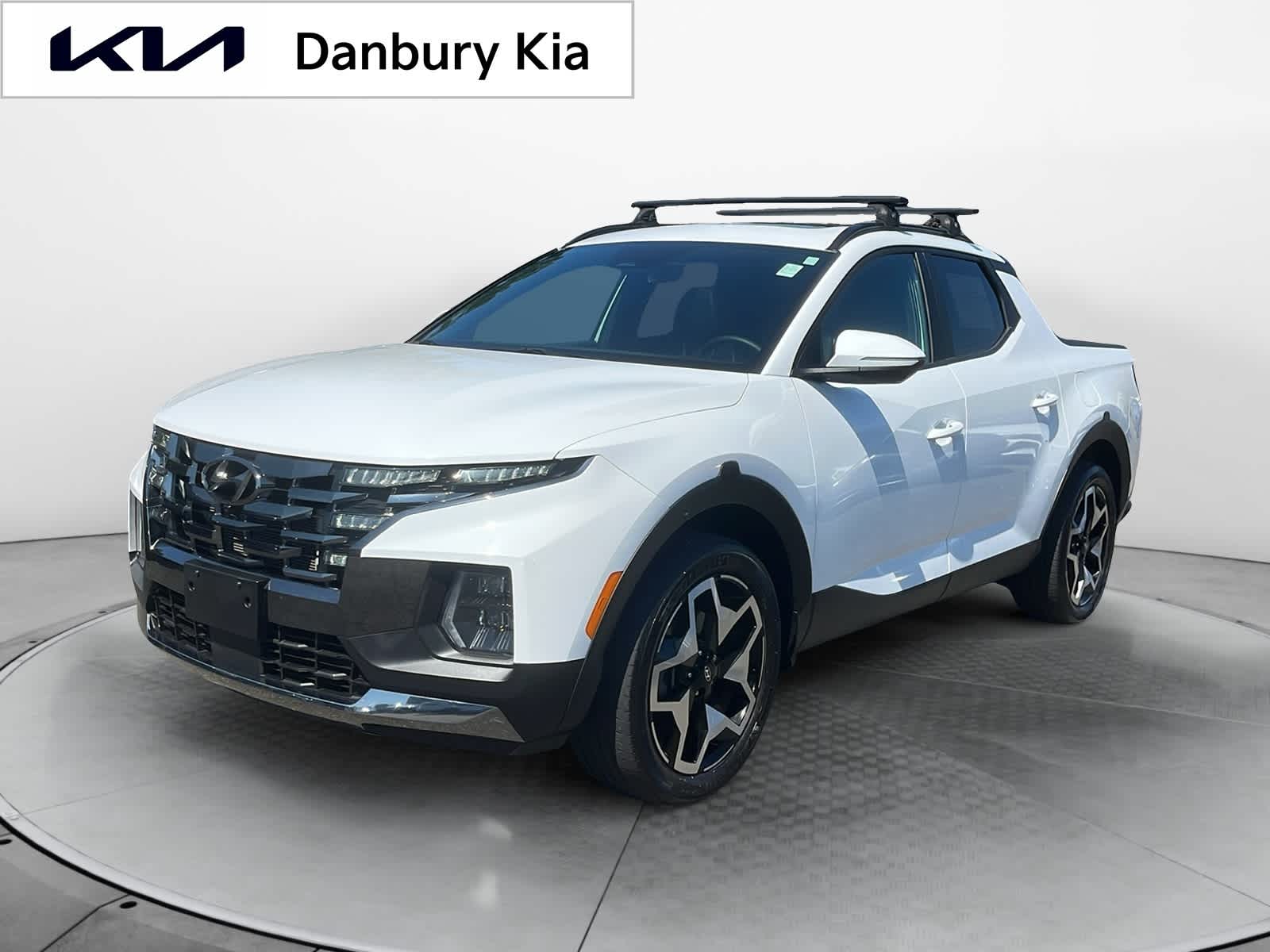 used 2022 Hyundai Santa Cruz car, priced at $30,804