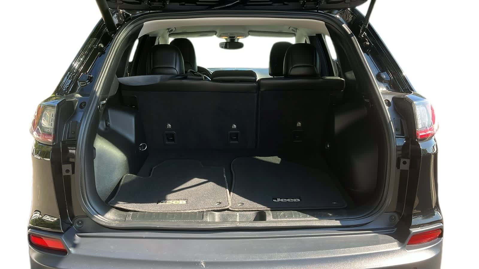 used 2019 Jeep Cherokee car, priced at $16,792