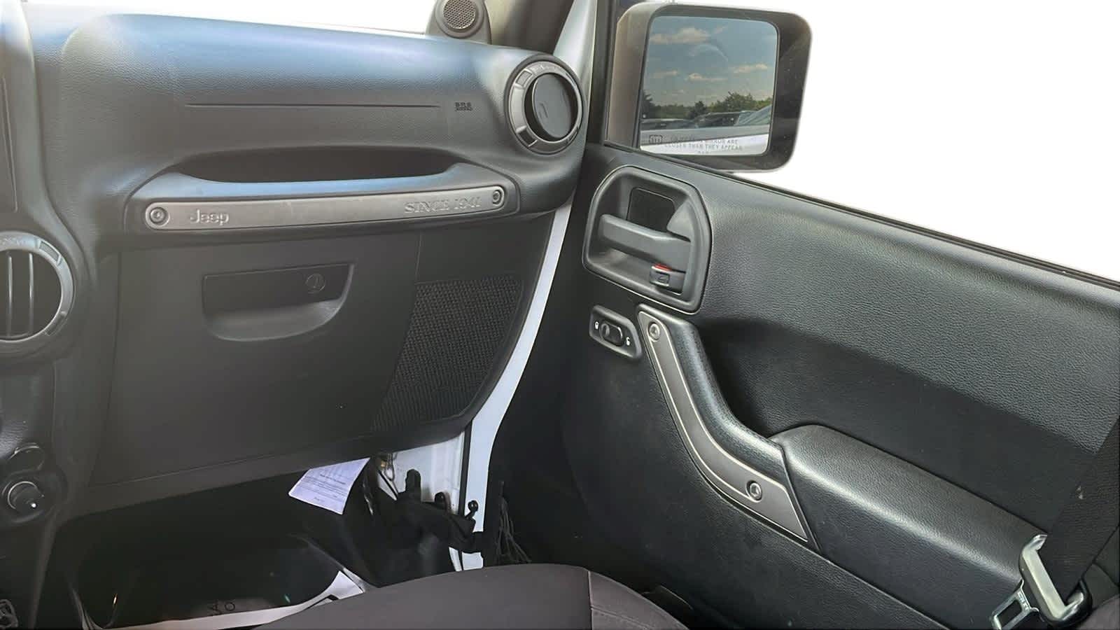 used 2013 Jeep Wrangler Unlimited car, priced at $12,492