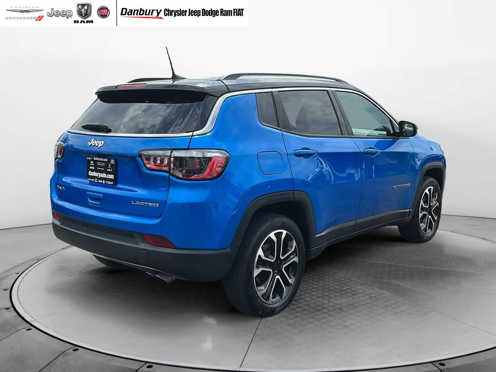 used 2022 Jeep Compass car, priced at $25,321