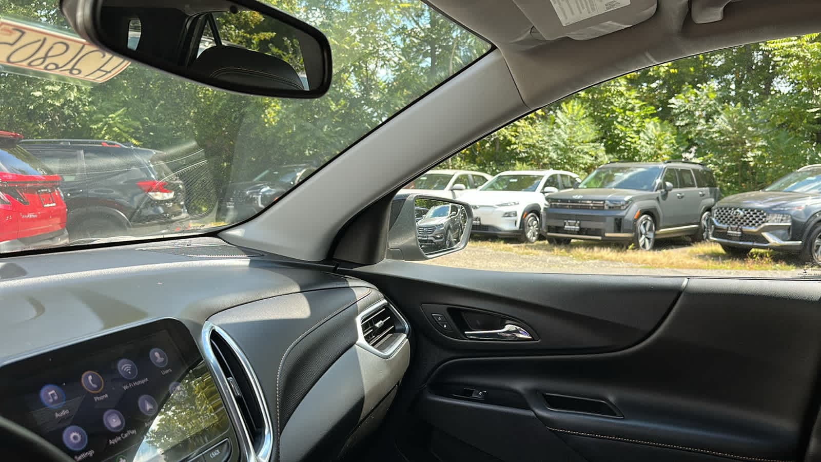 used 2022 Chevrolet Equinox car, priced at $25,809