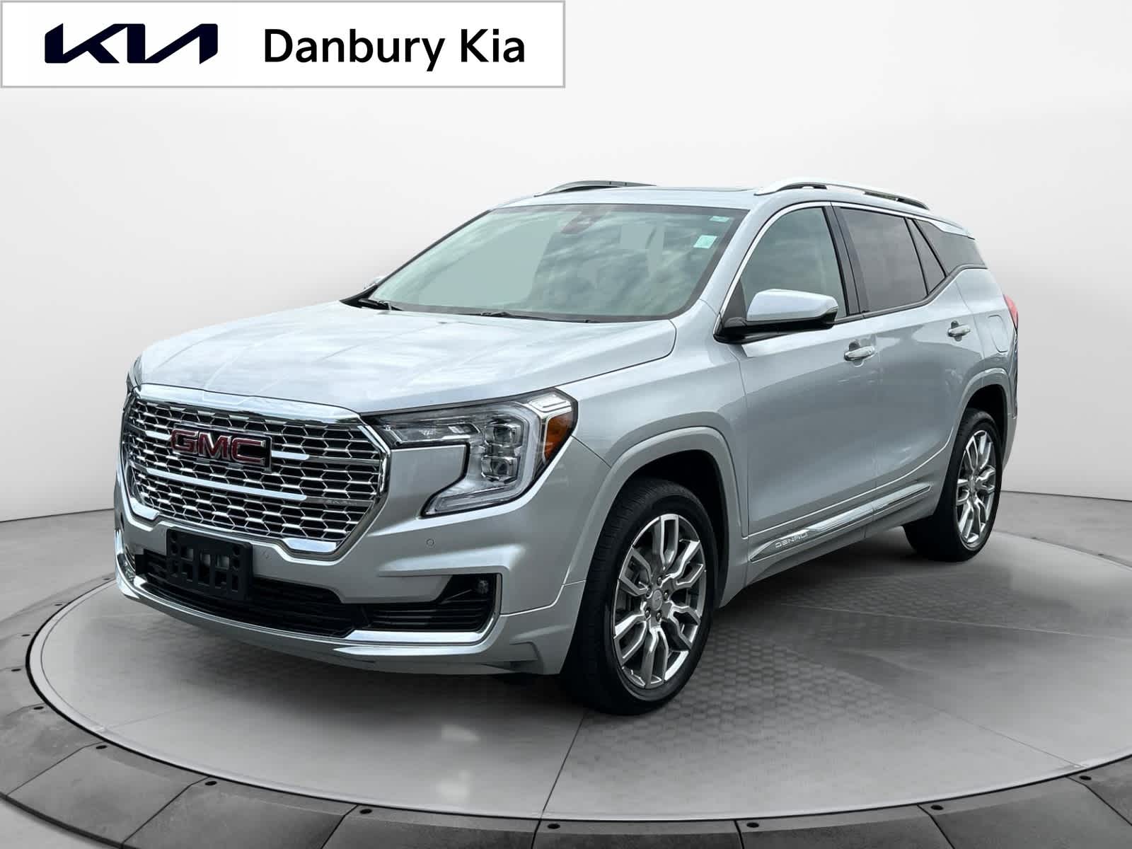 used 2022 GMC Terrain car, priced at $27,871