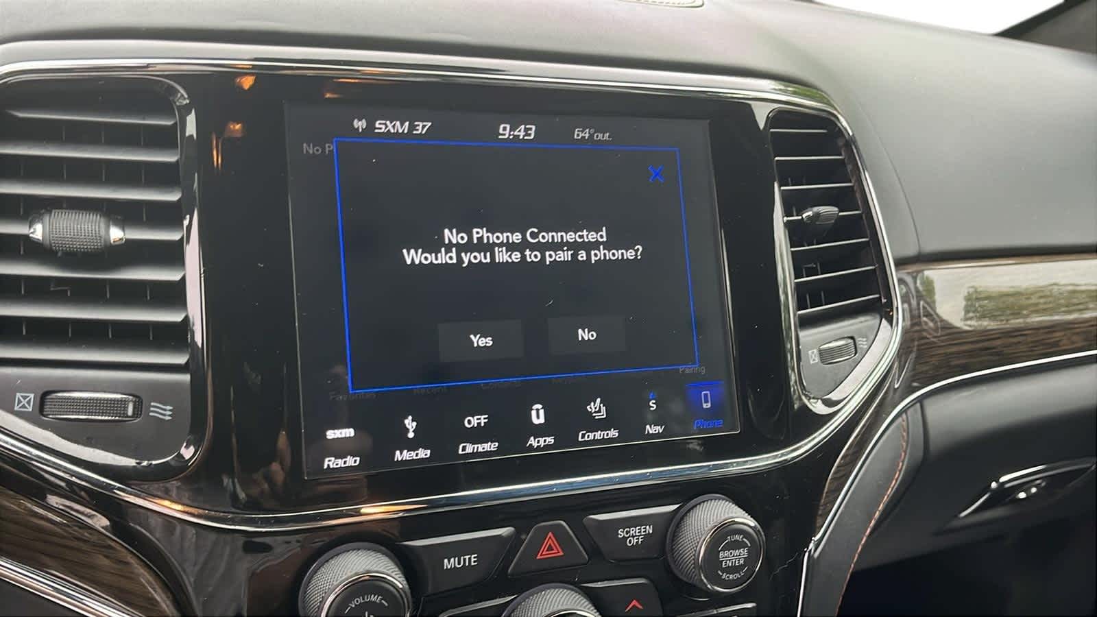 used 2019 Jeep Grand Cherokee car, priced at $28,468