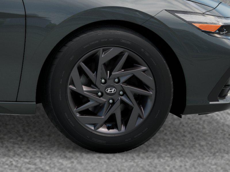 new 2025 Hyundai Elantra Hybrid car