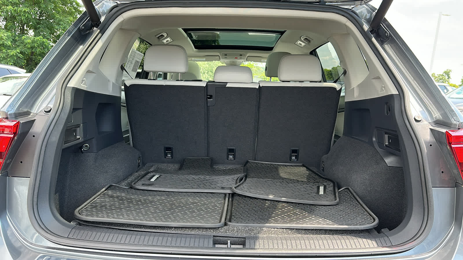 used 2020 Volkswagen Tiguan car, priced at $20,307