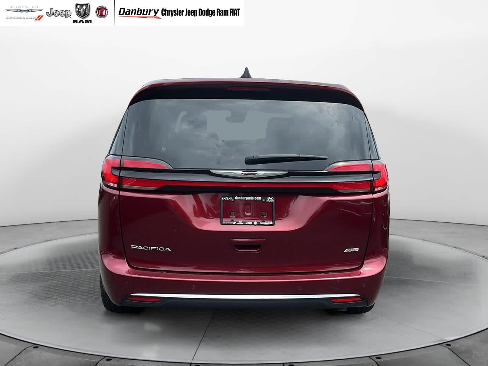 used 2023 Chrysler Pacifica car, priced at $34,401